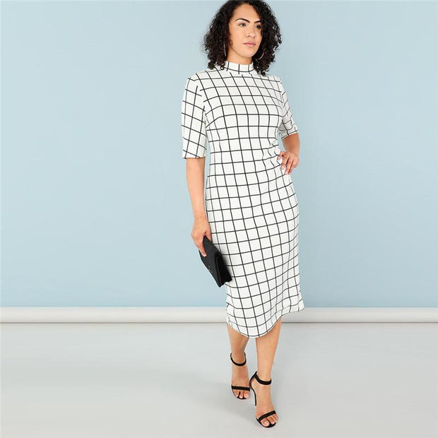 Plus Size Grid Print Maxi Dress