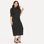 Plus Size Grid Print Maxi Dress