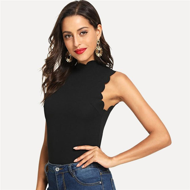 Scallop Trim Keyhole Back Top