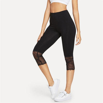 Lace Trim Short Pants
